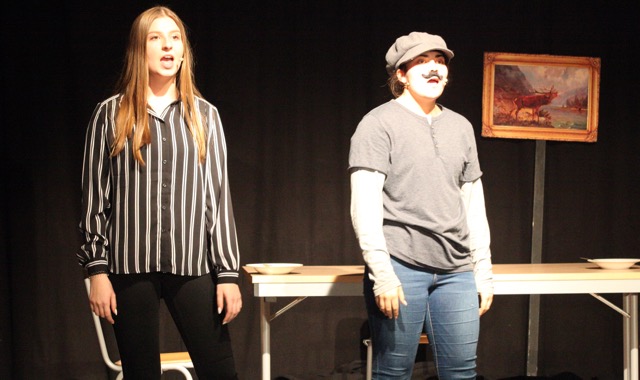 Helden Szenenfotos10.JPG