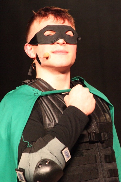 Helden Szenenfotos17.JPG